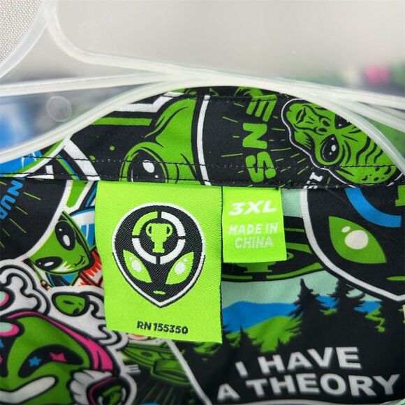 Men's 3XL Alien Graphic Print Short Sleeve Stretch Button-Down Shirt Multicolor - Picture 4 of 9